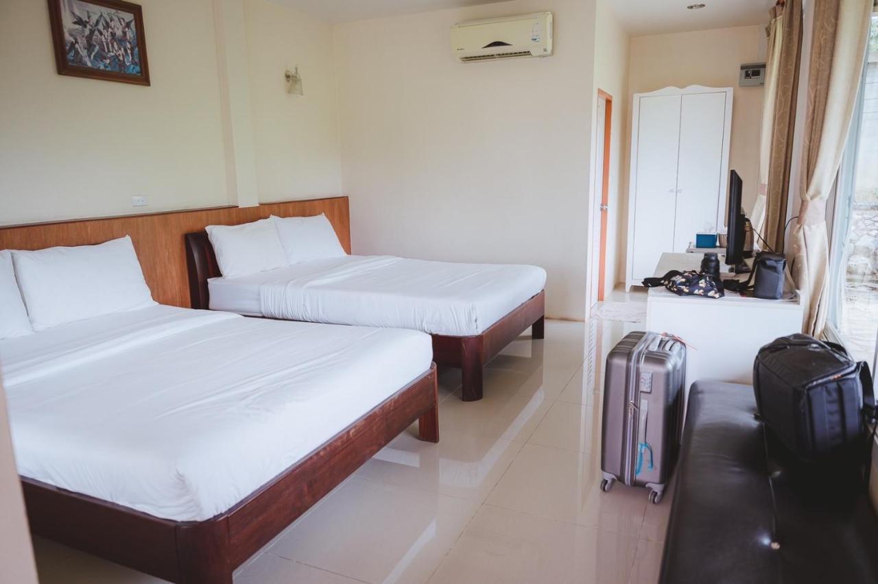 Baanpufa Resort Sai Yok Exteriör bild