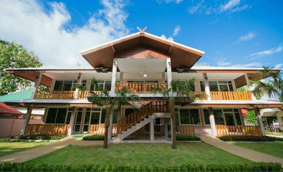 Baanpufa Resort Sai Yok Exteriör bild