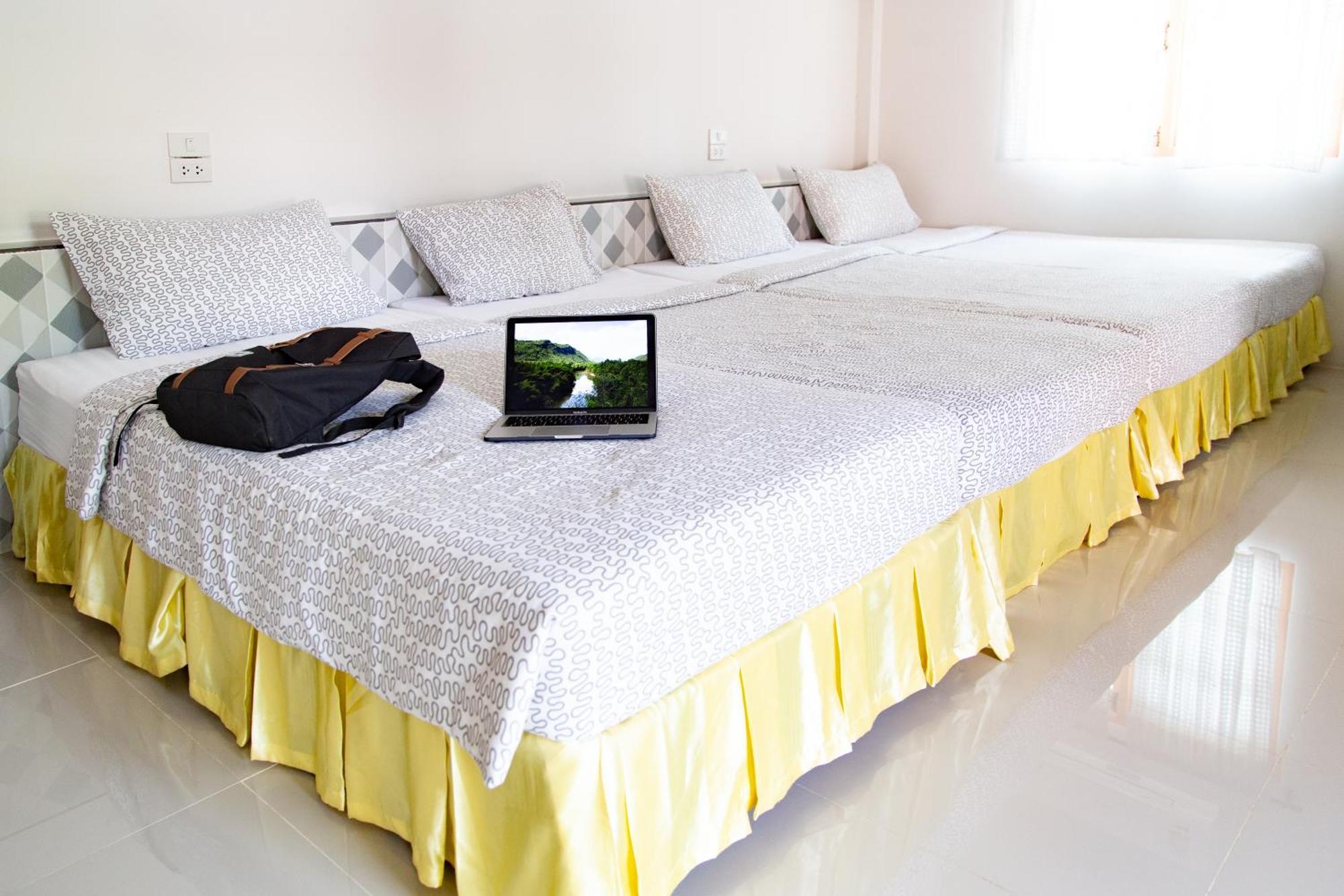 Baanpufa Resort Sai Yok Rum bild