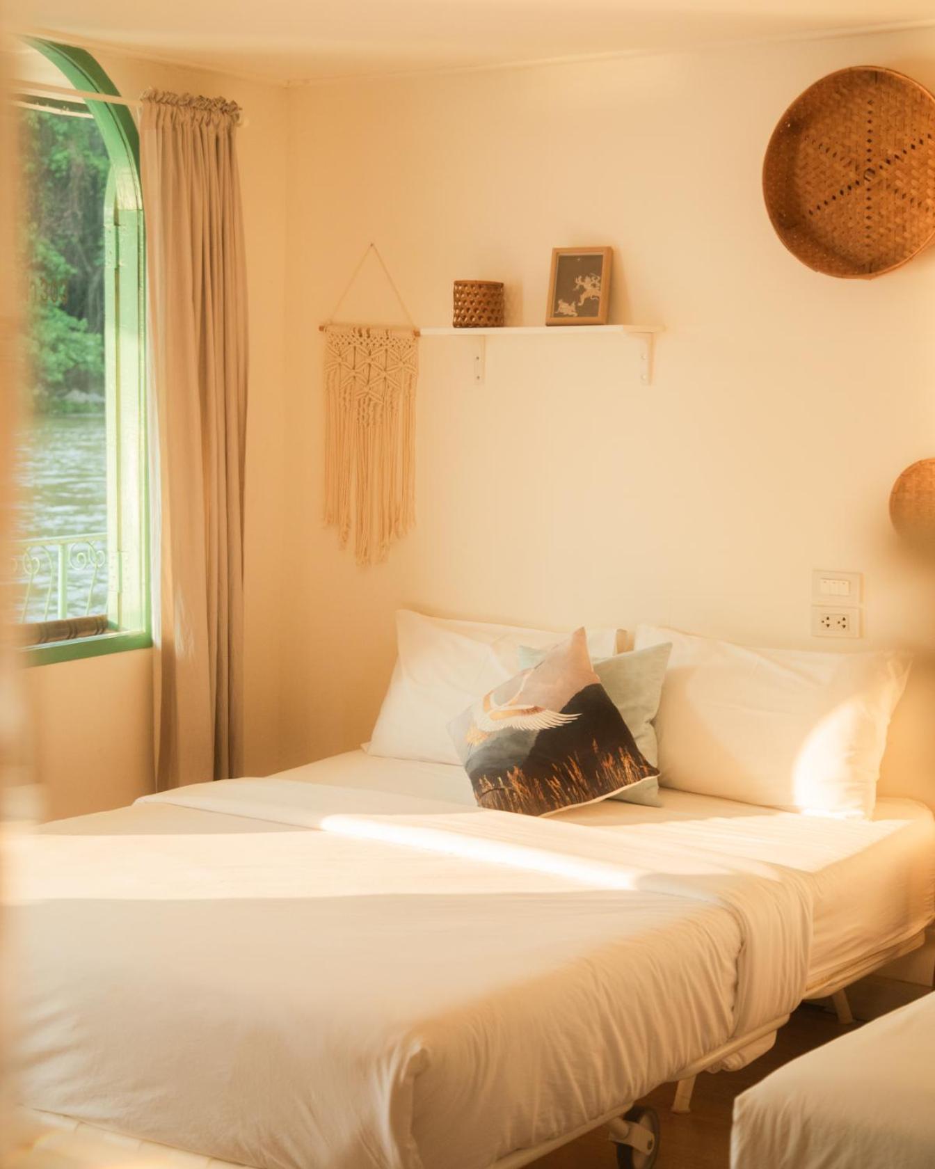 Baanpufa Resort Sai Yok Exteriör bild