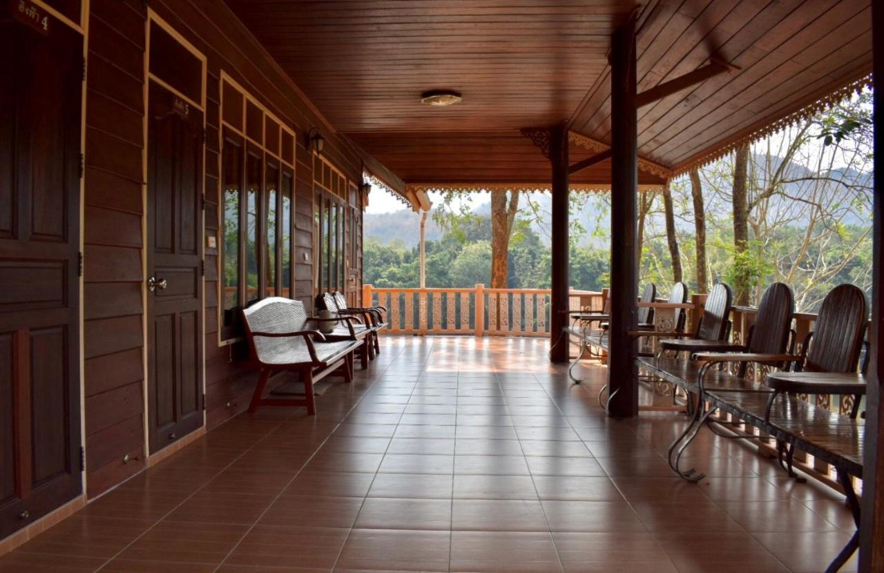 Baanpufa Resort Sai Yok Exteriör bild